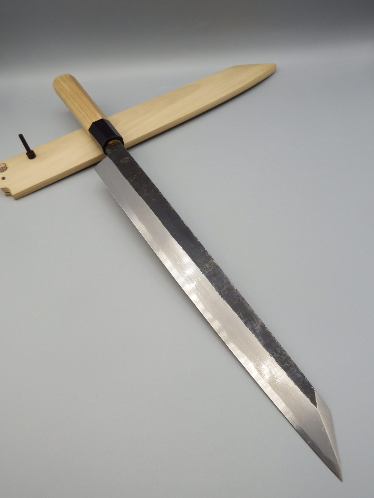 Sakai Kikumori Yanagi kiritsuke Kikuzuki kuro 300 mm