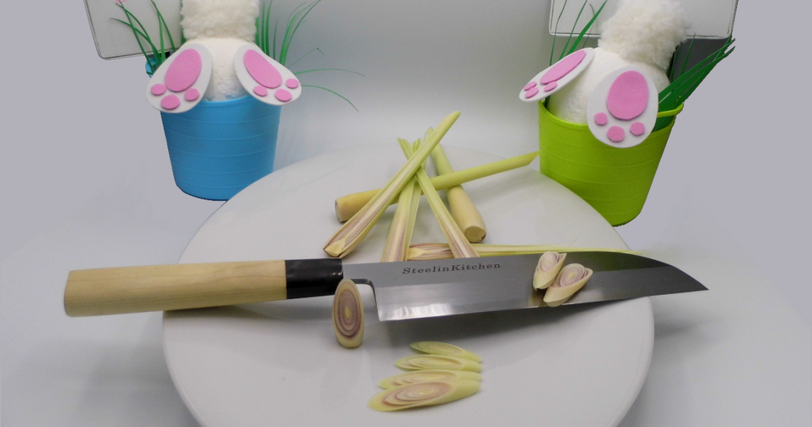 Taglio del lemongrass con l'usuba pasqua 2019